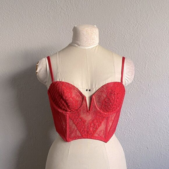 Victorias Secret Red Bustier Size 34C (Bundle 3 for 30 Deal) - Picture 1 of 9